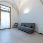Acquaviva &