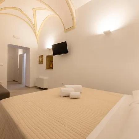 Acquaviva & 3*