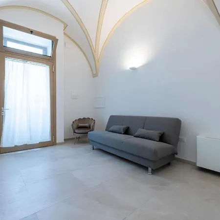 Acquaviva &