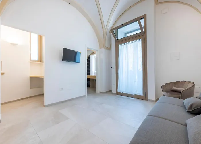 Acquaviva & 3* Lecce