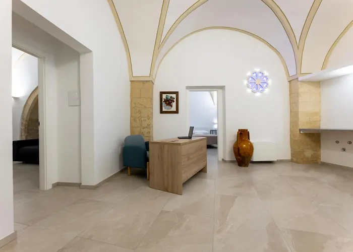 Acquaviva &