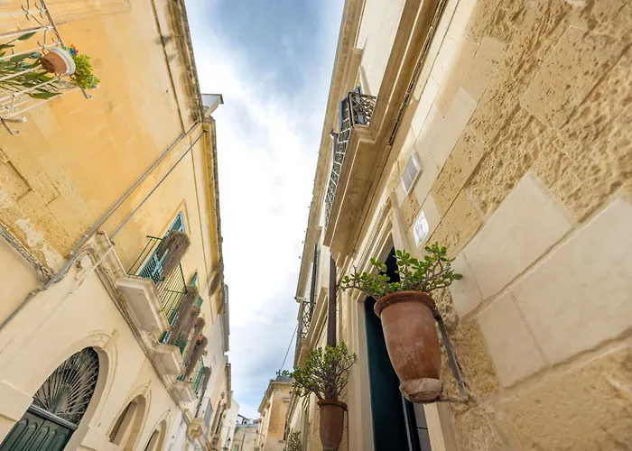 Acquaviva & 3* Lecce